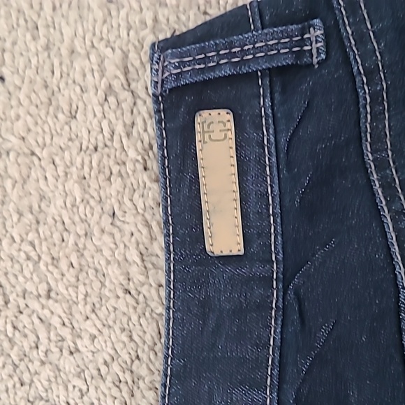 Mid Rise Skinny Jeans - Picture 13 of 14